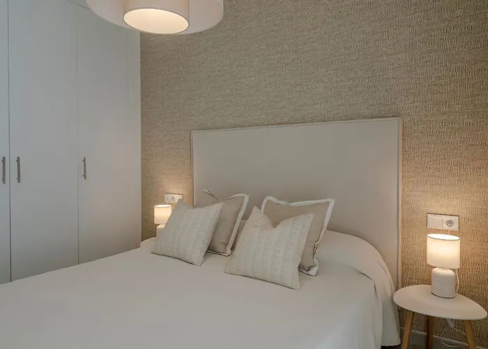 Apartamento Chic Coastal Living On Estepona's Golden Mile *