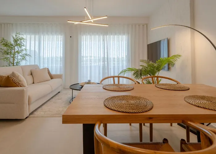 Apartman Chic Coastal Living On Estepona's Golden Mile Estepona
